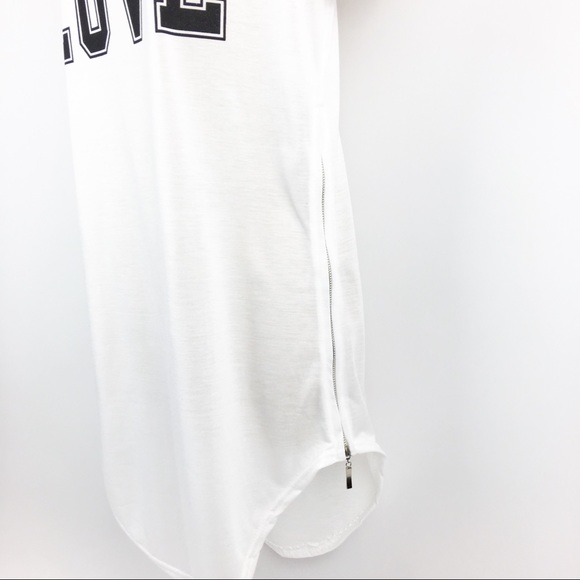 True Rock | Long Tee - Picture 2 of 4